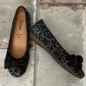 GABOR Animal Print Bow Know Hovercraft Comfort Flats Size 7.5